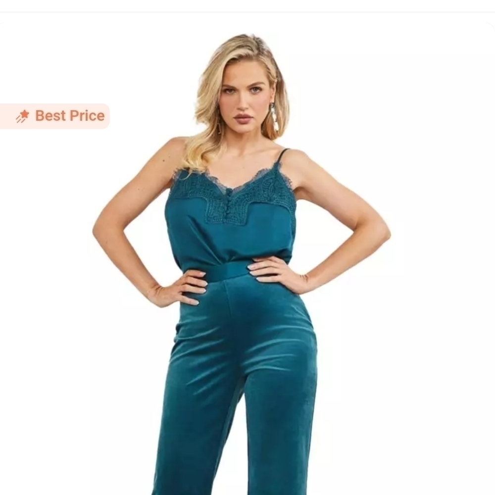 NWT Marciano Instinct Cami Top
